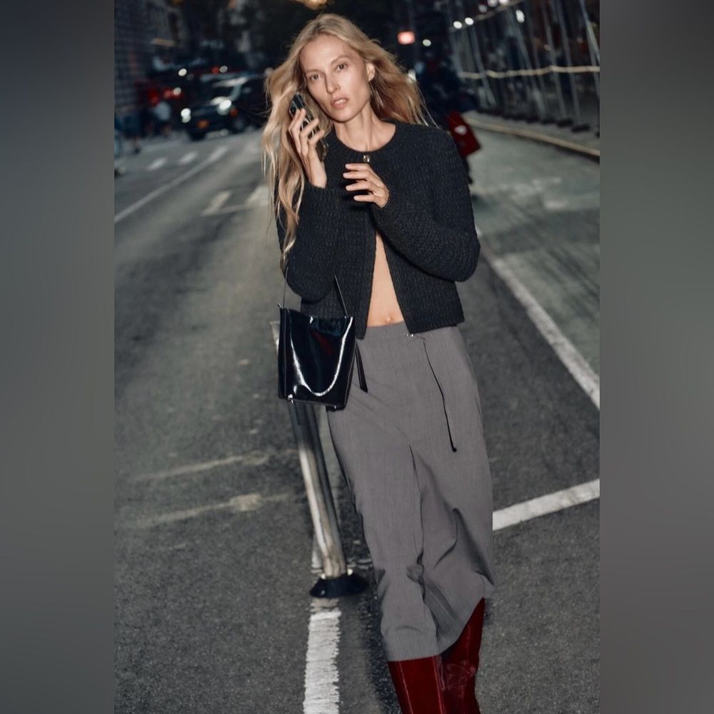 Zara Womens Size Medium Charcoal Gray Waffle Knit Single Button Cardigan Sweater